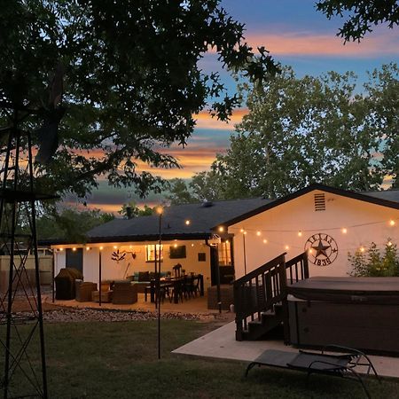 Willa Bayer Guest Haus-Hot Tub And Fire Pit Fredericksburg Zewnętrze zdjęcie